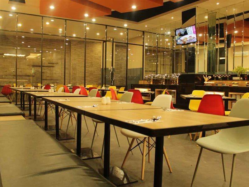 Hotel Mutiara Mitra Reddoorz Padang Sidempuan Экстерьер фото